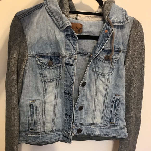 American Eagle sweatshirt/Jean jacket - Picture 1 of 2
